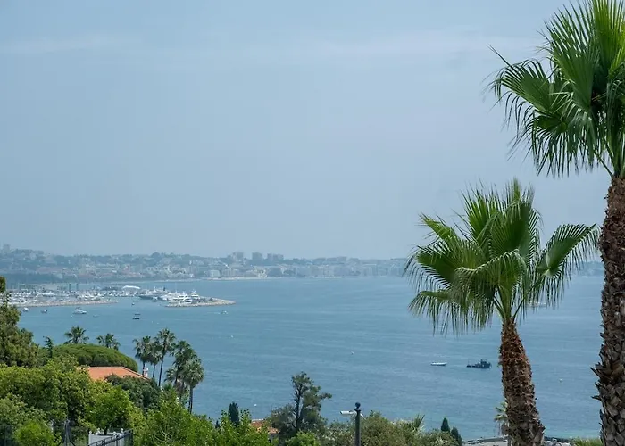 Marina فالوريس