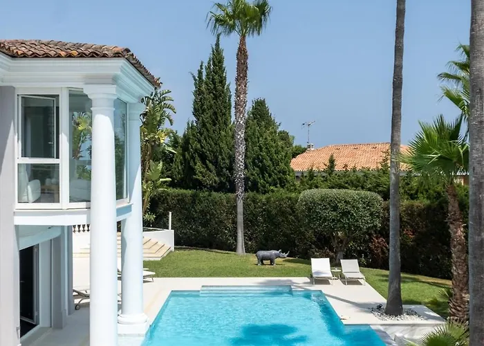 فيلة Marina فالوريس